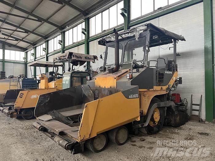 Volvo ABG 6870 アスファルトフィニッシャ