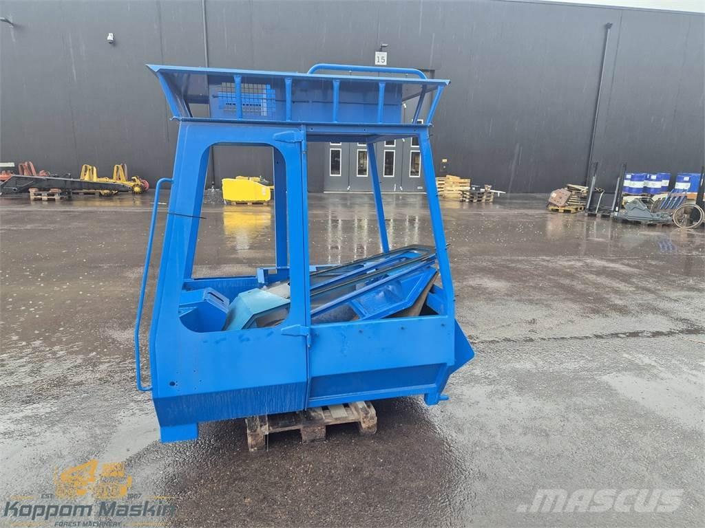 Rottne Rapid キャビン及び内装