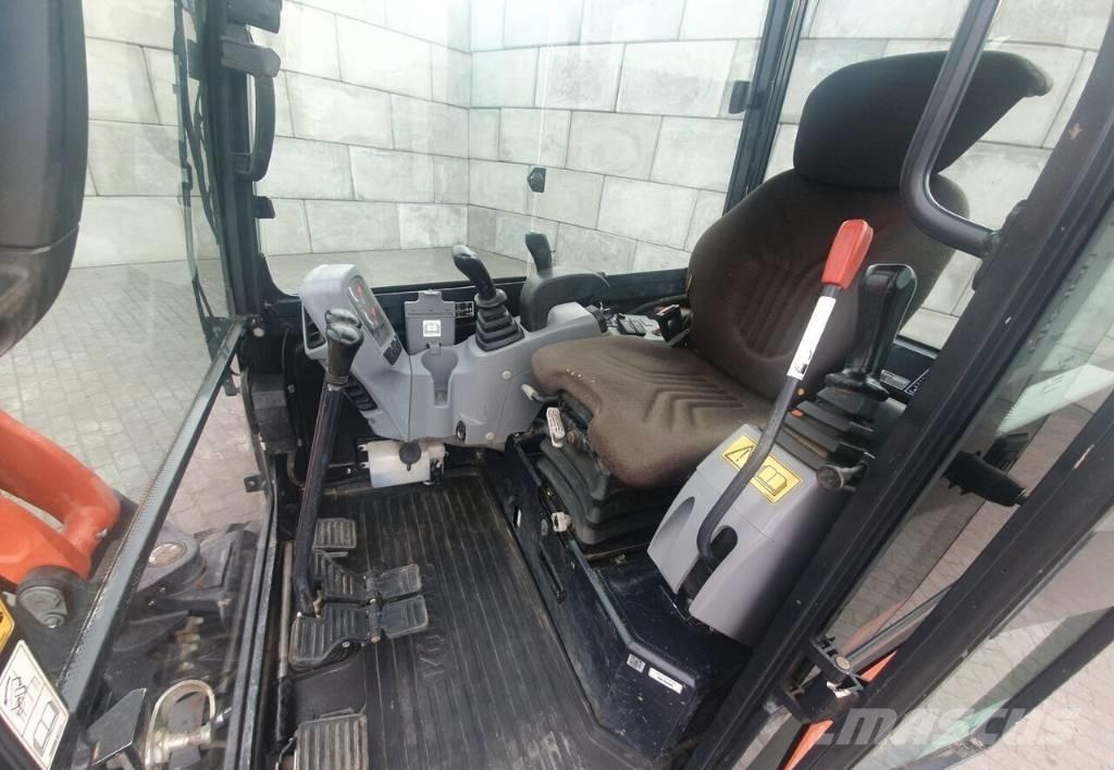 Kubota KX027-4 ミニ油圧ショベル 7t以下（ミニユンボ・ミニディガー）