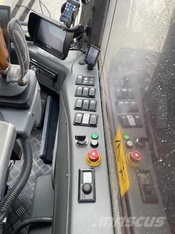 Komatsu 911.5 ハーベスター