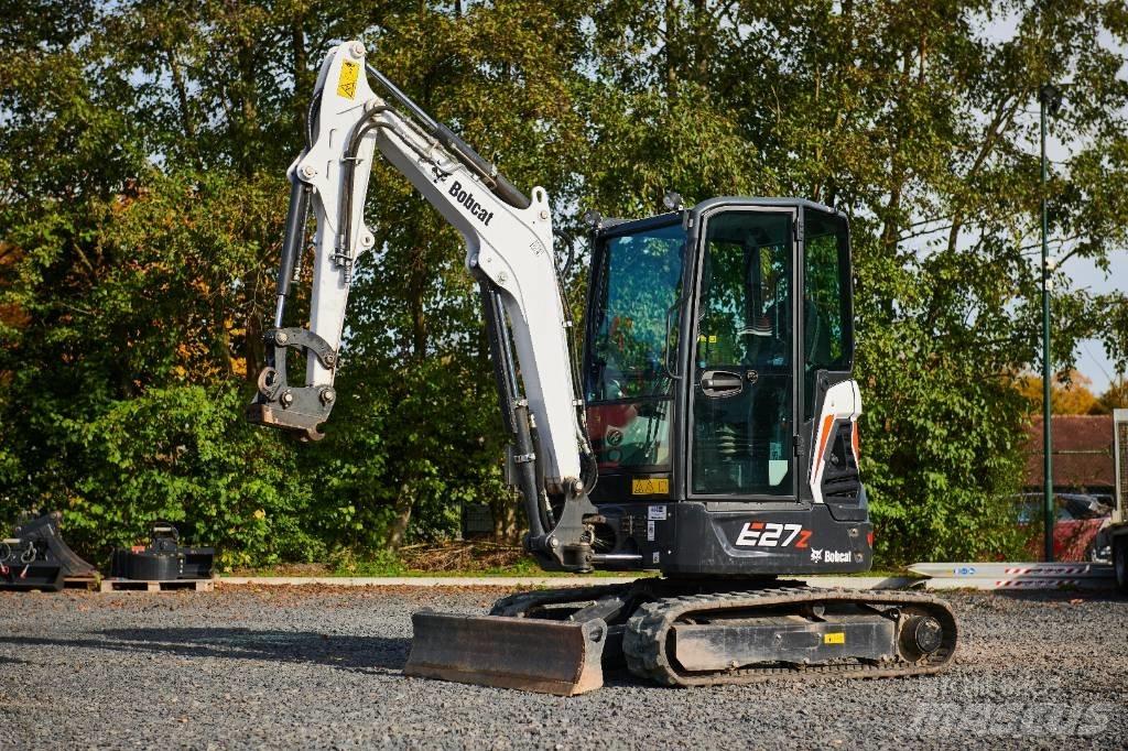 Bobcat E 27 Z ミニ油圧ショベル 7t以下（ミニユンボ・ミニディガー）