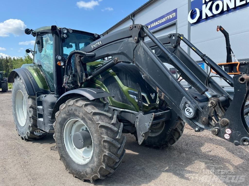 Valtra T 145 トラクター