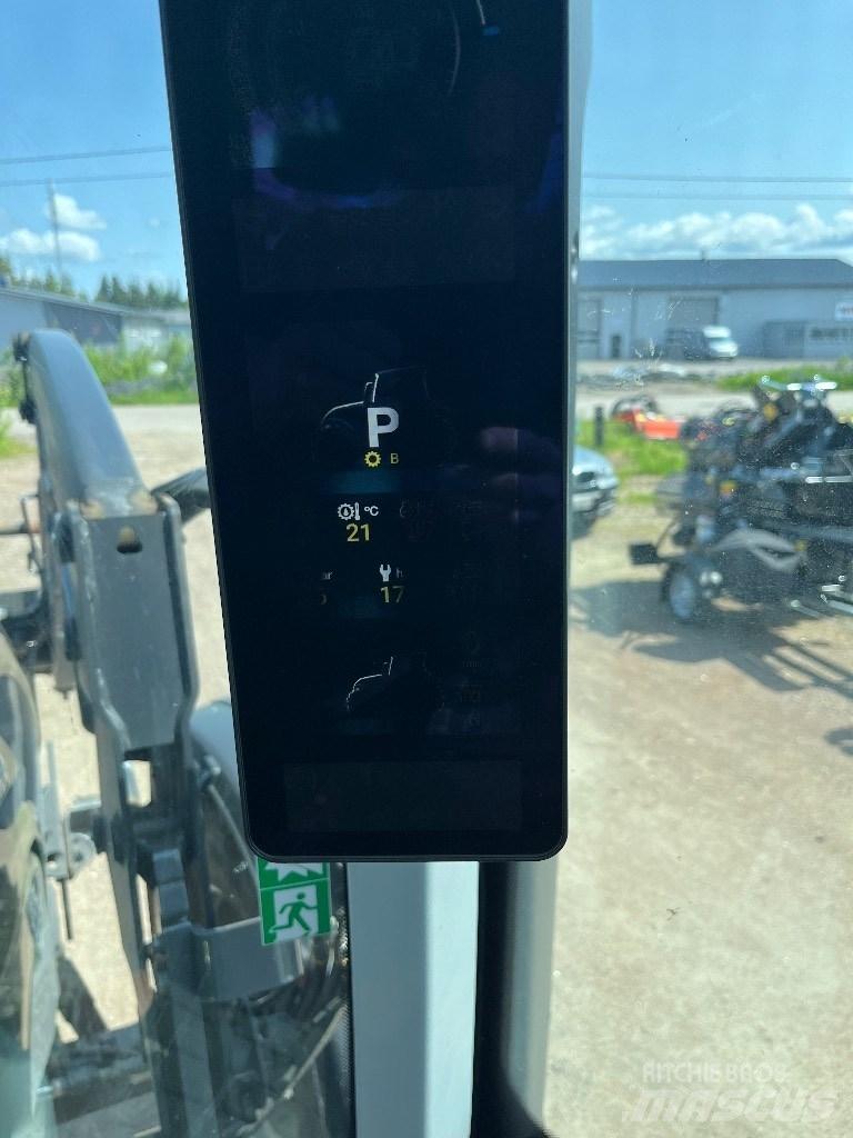 Valtra T 145 トラクター