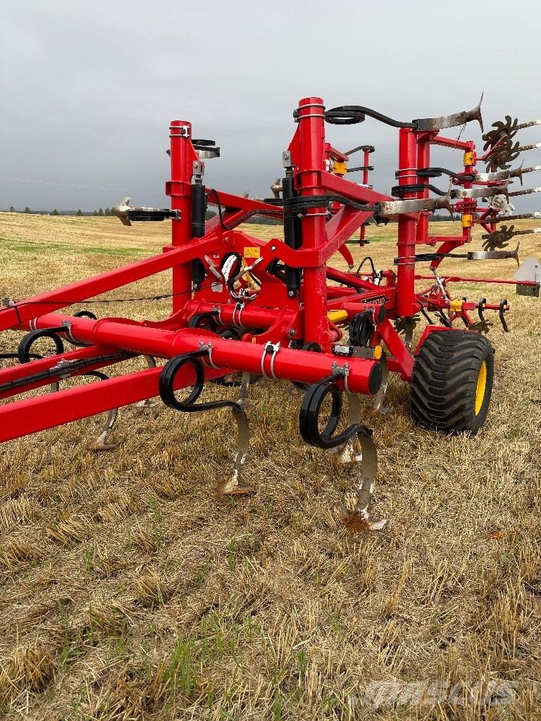 Väderstad Swift440 カルチベーター