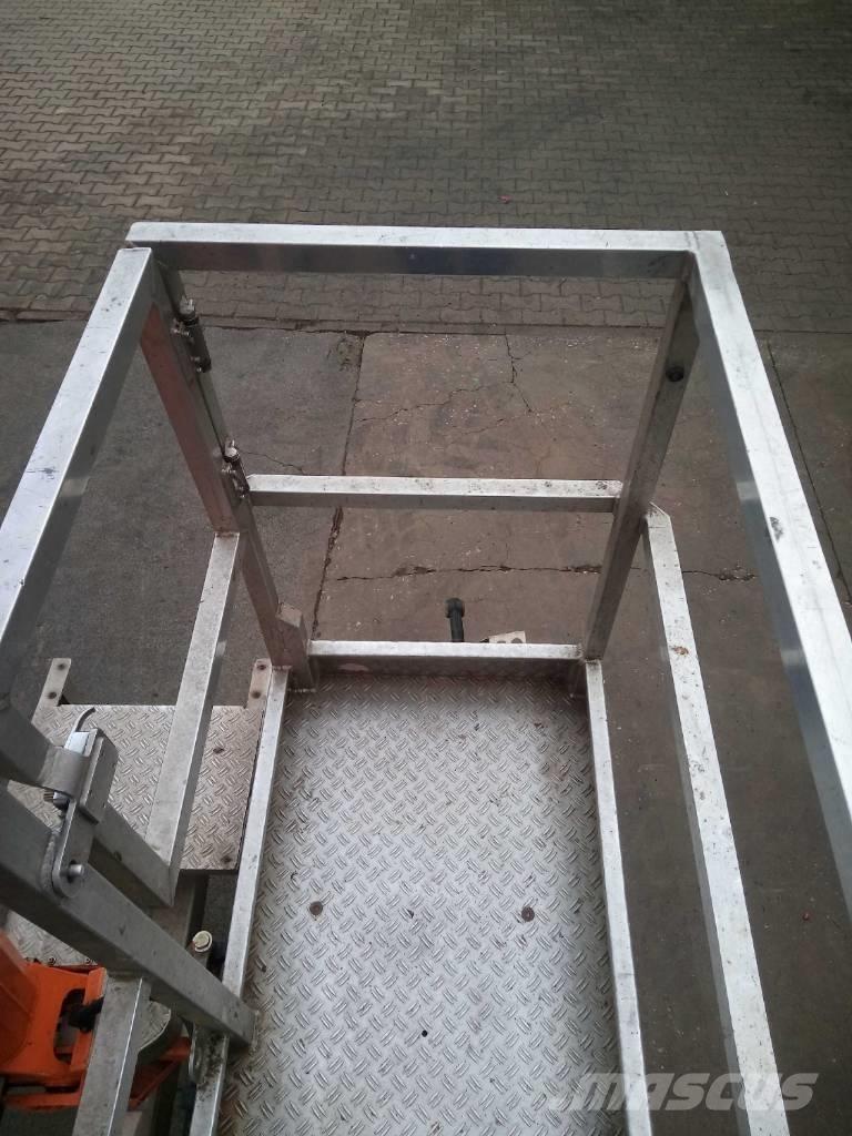 Palfinger P 250 BK トラック高所作業車