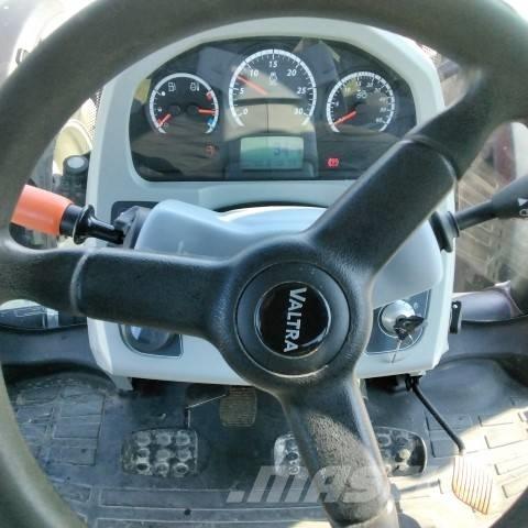 Valtra N 174 トラクター