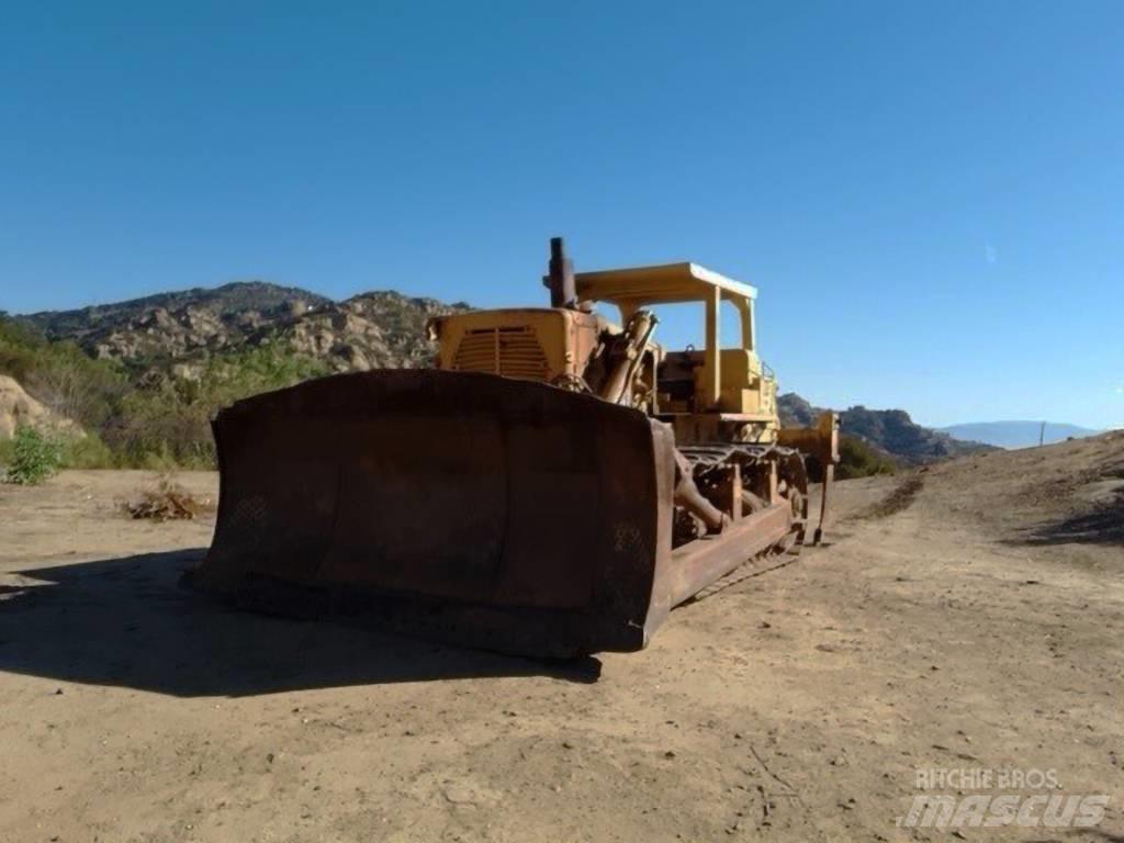 CAT D 9 G ブルドーザー