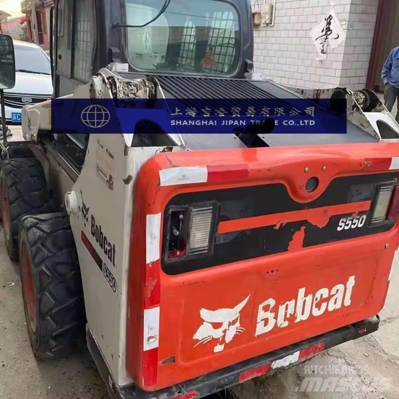 Bobcat S 550 スキッドステアローダー