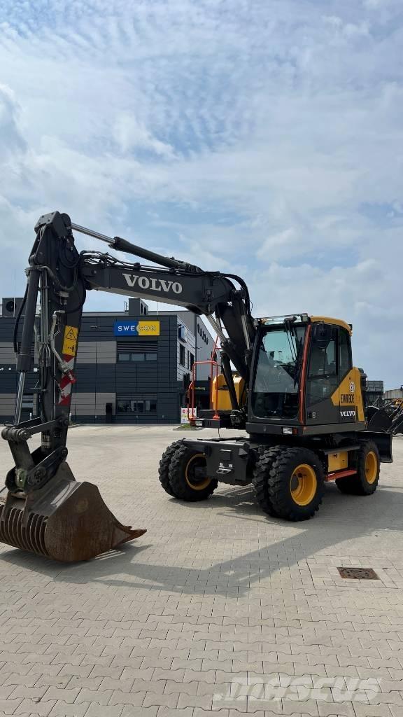 Volvo EWR 130 E ホイール式油圧ショベル（パワーショベル・ユンボ・バックホー）