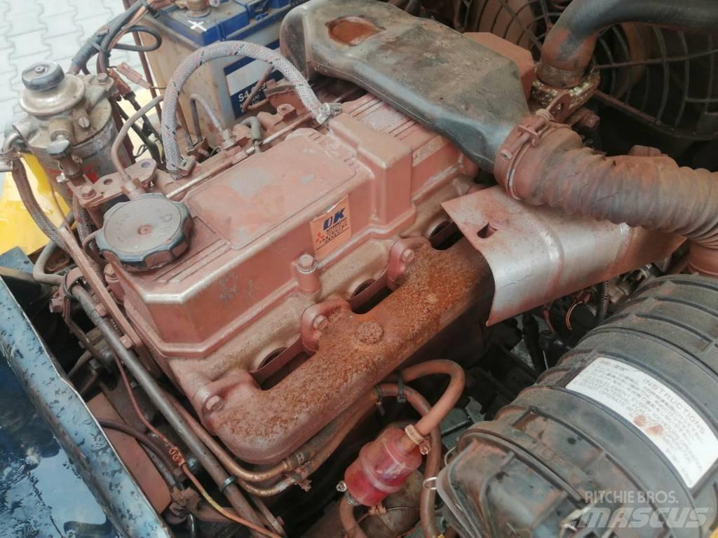 CAT DP 25 K ディーゼル・軽油
