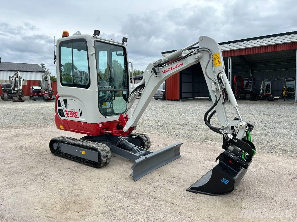 Takeuchi TB320 ミニ油圧ショベル 7t以下（ミニユンボ・ミニディガー）