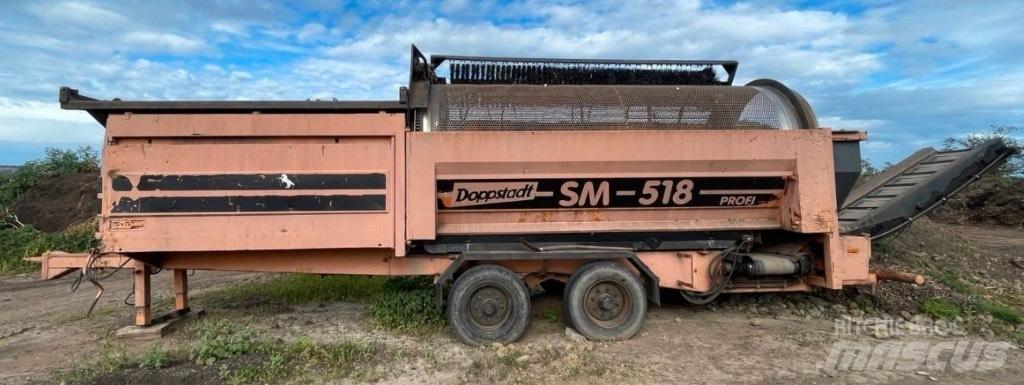 Doppstadt SM 518 自走式スクリーン
