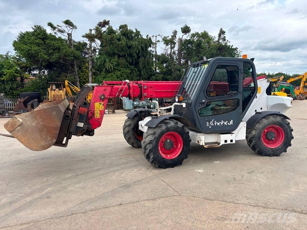 Bobcat T 3093 テレスコーピックハンドラー