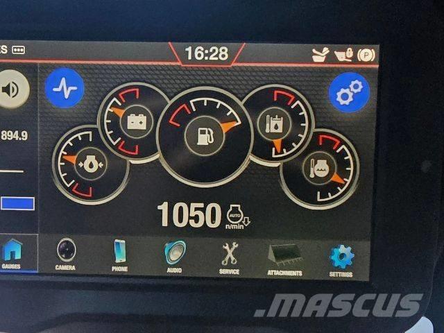 Bobcat T 76 スキッドステアローダー