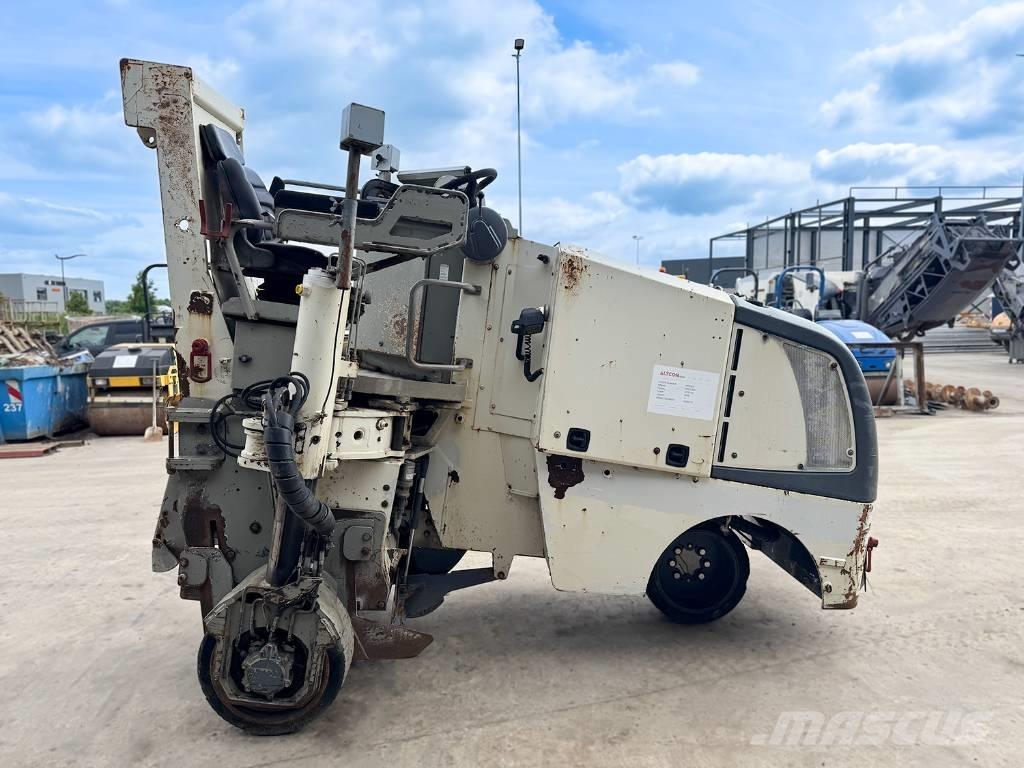 Wirtgen W 50 DC アスファルトコールドミリングマシーン