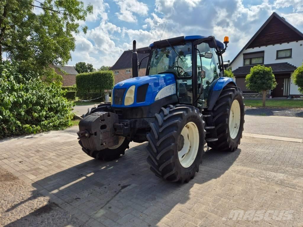 New Holland TS 100 A トラクター