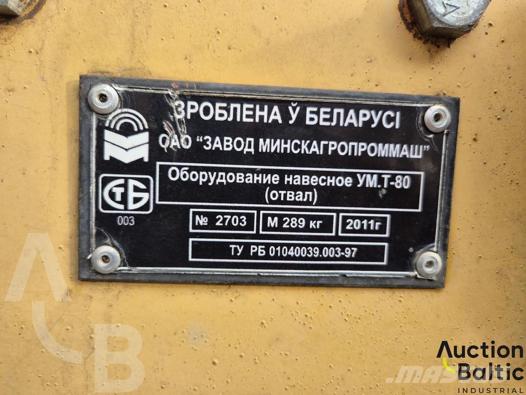 MTZ Belarus -82 トラクター