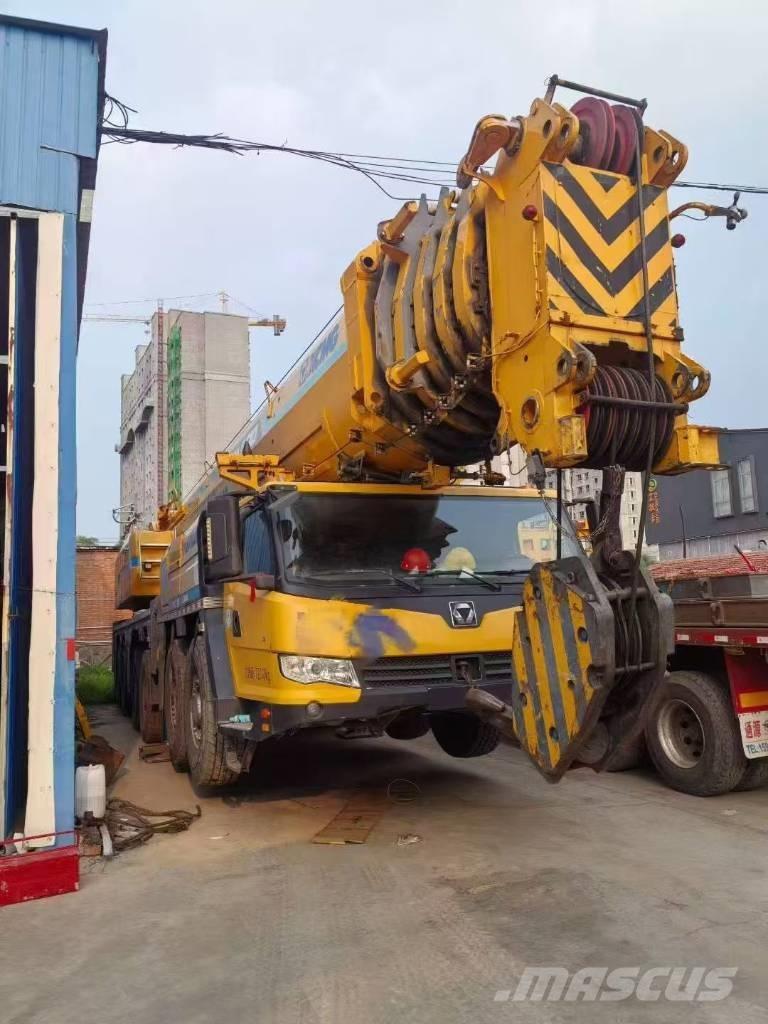 Sany XCA300 オールテレーンクレーン