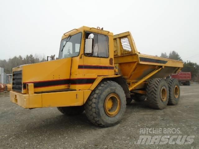 CAT D 250 D アーティキュレート式ダンプトラック
