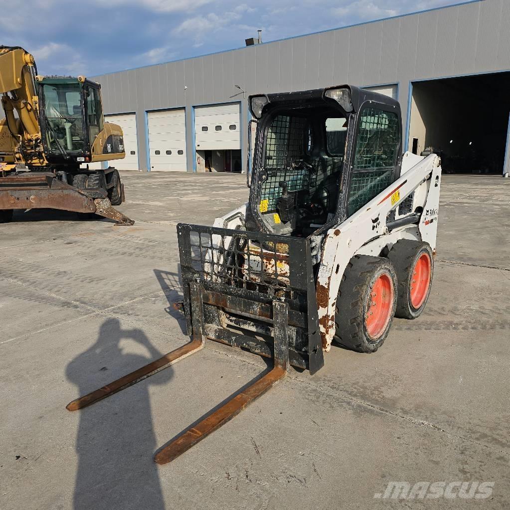 Bobcat S 450 スキッドステアローダー