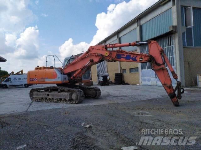 Fiat-Kobelco E 235 大型油圧ショベル12t以上（パワーショベル・ユンボ）