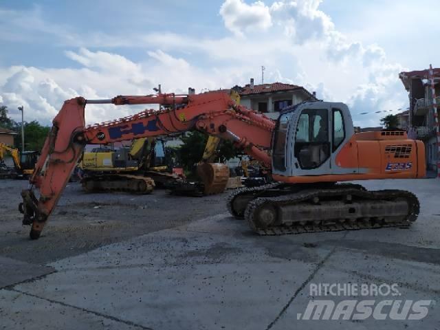 Fiat-Kobelco E 235 大型油圧ショベル12t以上（パワーショベル・ユンボ）