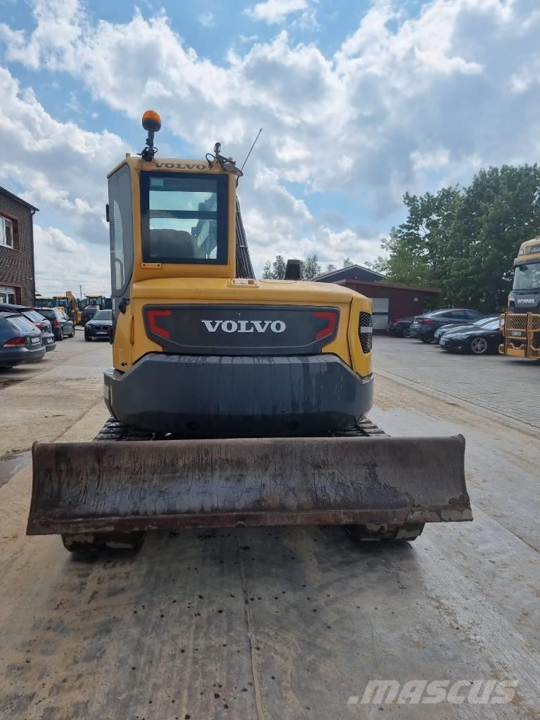 Volvo ECR 88 D 中型油圧ショベル 7ｔ-12ｔ（ユンボ・パワーショベル・バックホー）