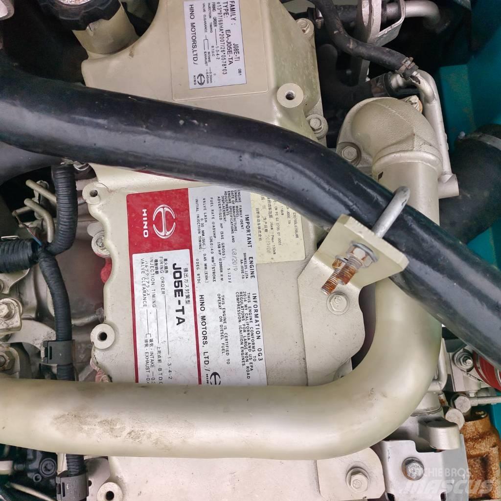 Kobelco SK 200 大型油圧ショベル12t以上（パワーショベル・ユンボ）