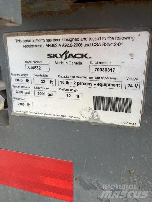 SkyJack SJ III 4632 シザースリフト