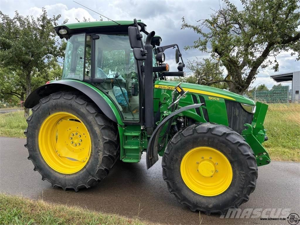 John Deere 5100R トラクター