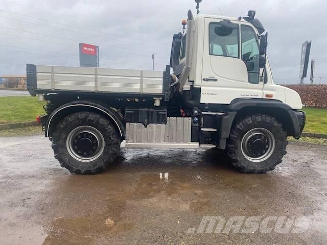 Mercedes-Benz UNIMOG ダンプ