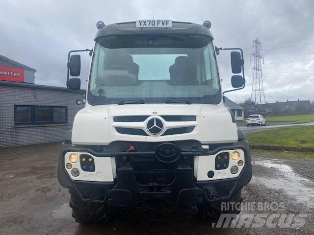 Mercedes-Benz UNIMOG ダンプ