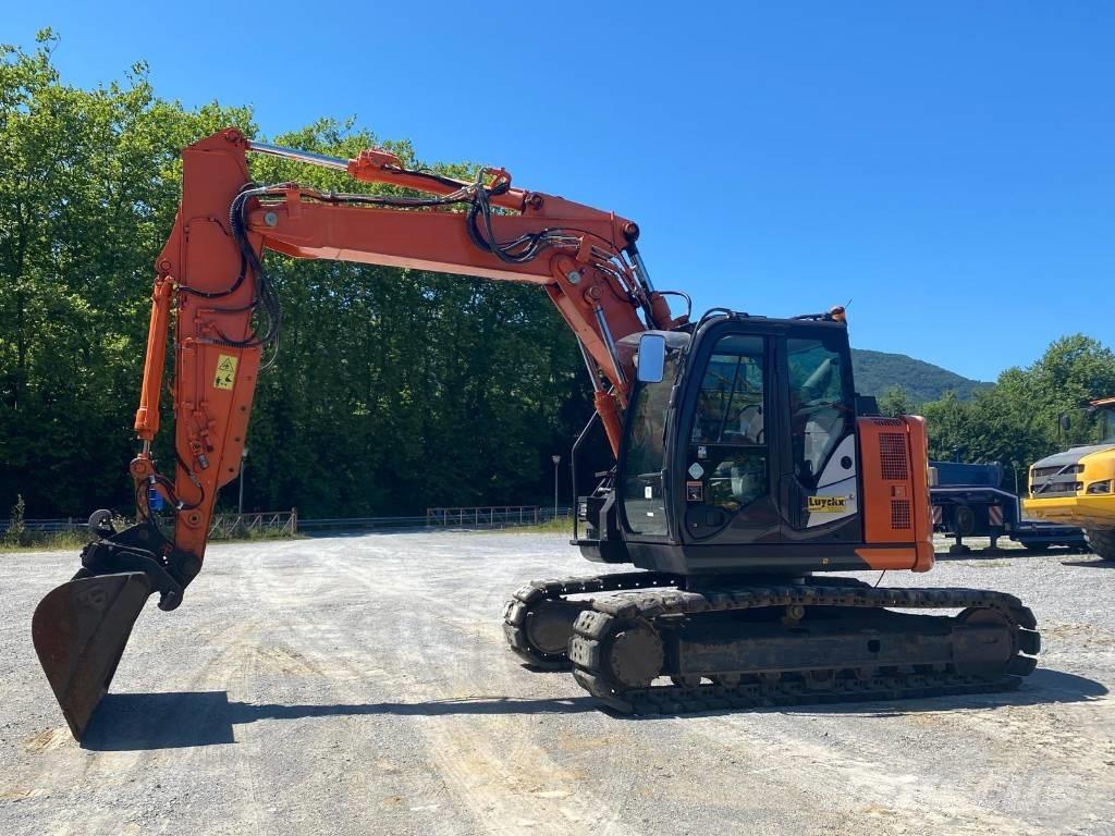 Hitachi ZX 135 US-6 大型油圧ショベル12t以上（パワーショベル・ユンボ）