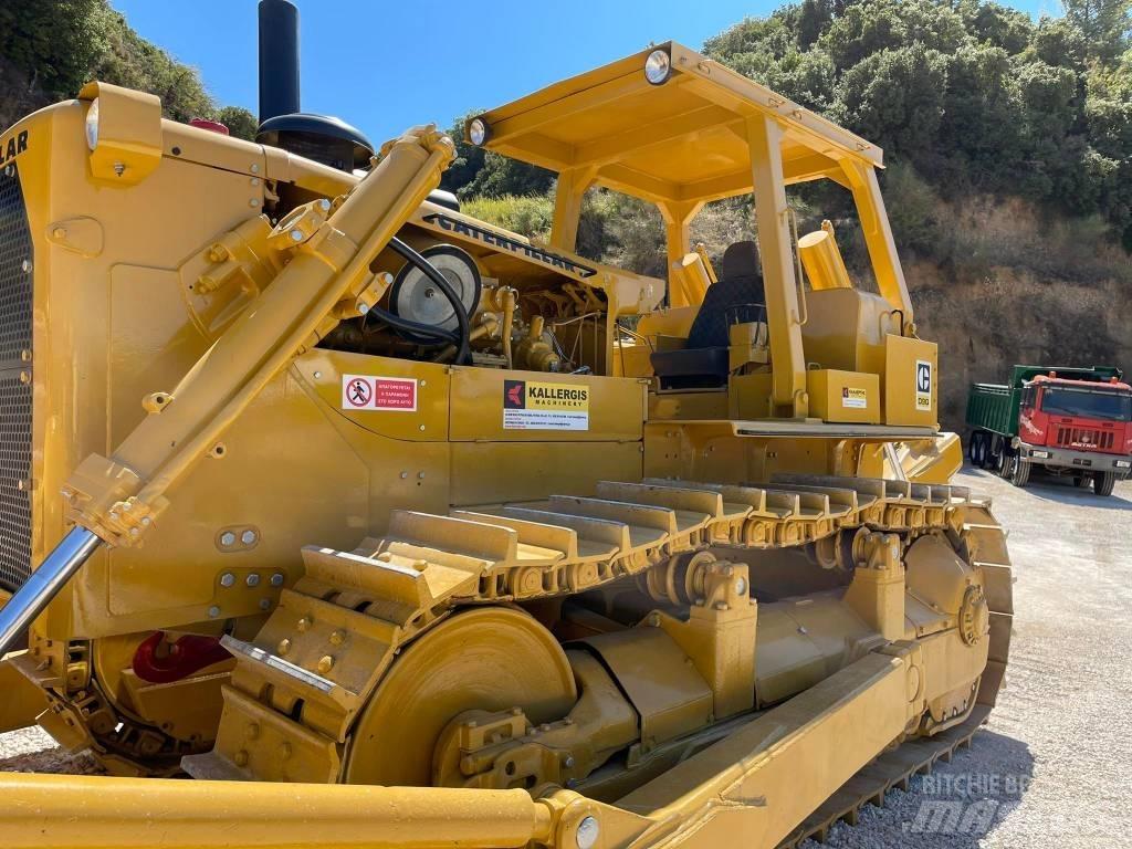 CAT D 9 G ブルドーザー