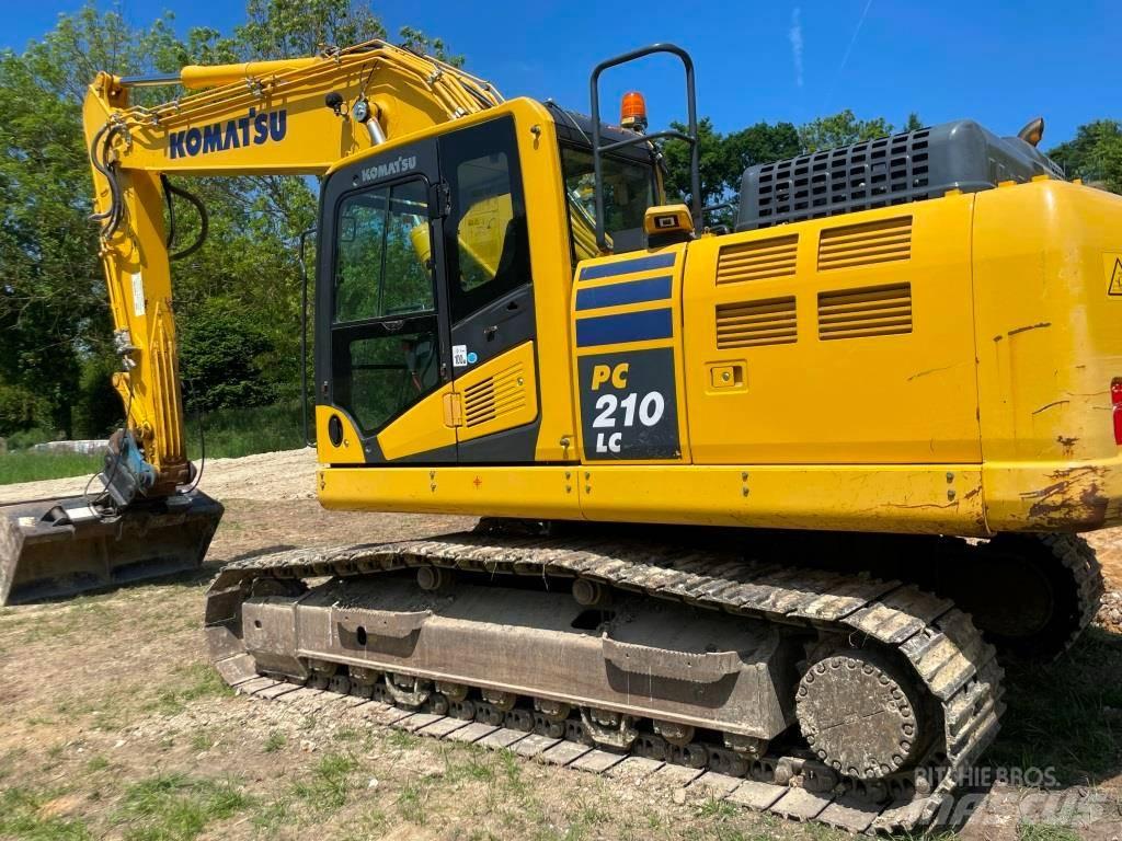 Komatsu PC210LC-11E0 大型油圧ショベル12t以上（パワーショベル・ユンボ）