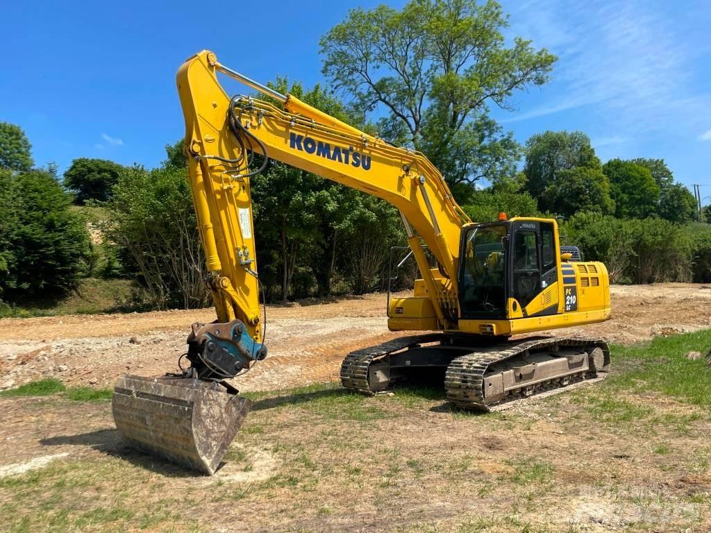Komatsu PC210LC-11E0 大型油圧ショベル12t以上（パワーショベル・ユンボ）