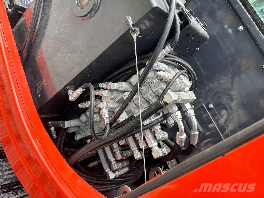Kubota U40 ミニ油圧ショベル 7t以下（ミニユンボ・ミニディガー）