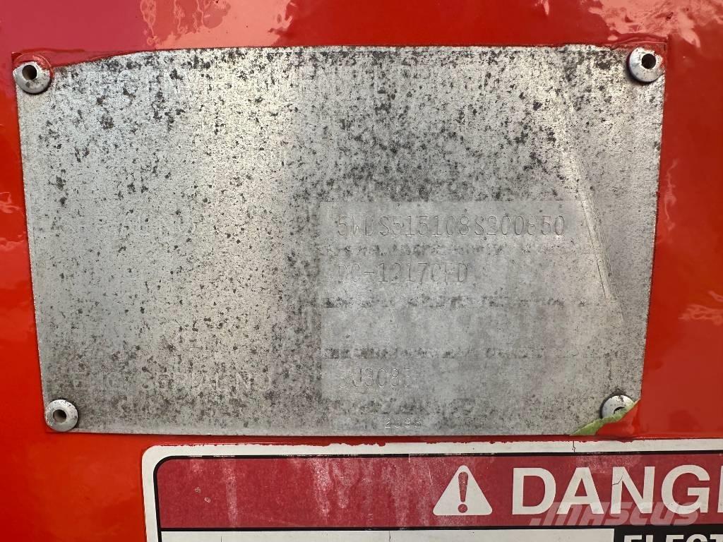 Altec DC-1217CFD ウッドチップ運搬用トレーラー