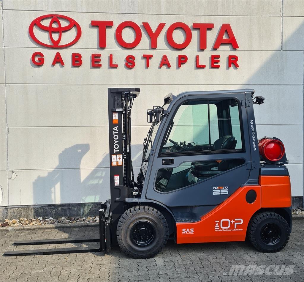 Toyota 02-8FGF25 LPGフォークリフト