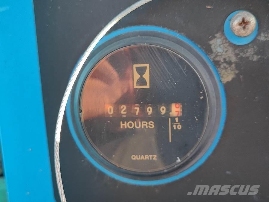 Genie GS3268 シザースリフト