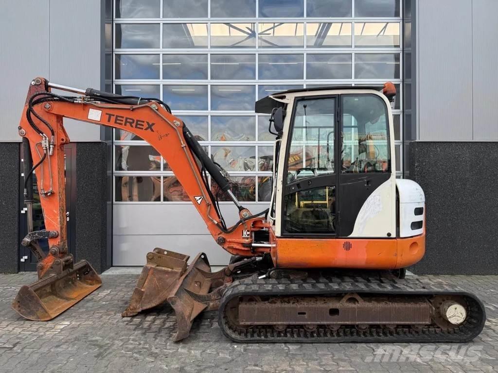 Terex 805R 中型油圧ショベル 7ｔ-12ｔ（ユンボ・パワーショベル・バックホー）