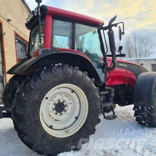 Valtra T 191 HiTech トラクター