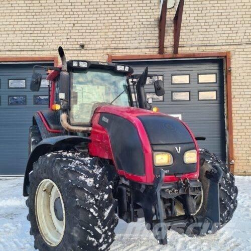 Valtra T 191 HiTech トラクター