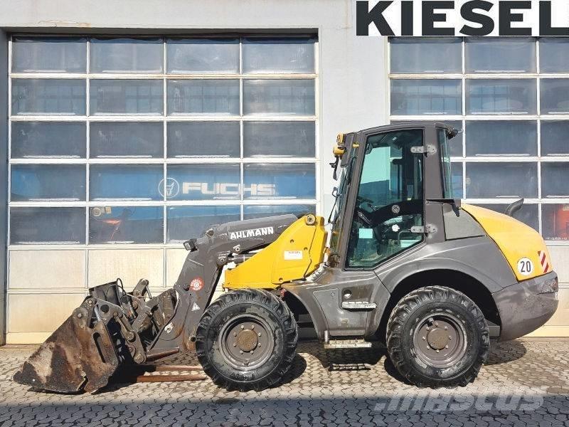 Ahlmann AS 900 スキッドステアローダー
