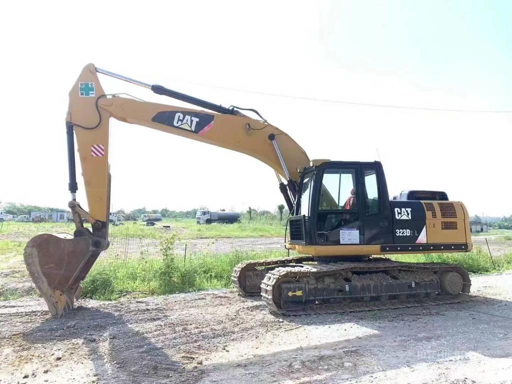 CAT 323D 大型油圧ショベル12t以上（パワーショベル・ユンボ）