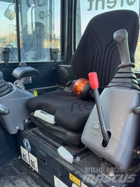 Yanmar Vio 27 LW-6 ミニ油圧ショベル 7t以下（ミニユンボ・ミニディガー）