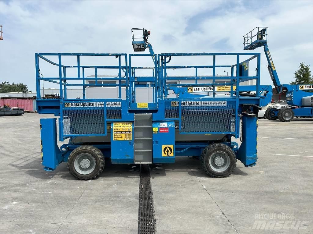Genie GS 3384 RT シザースリフト