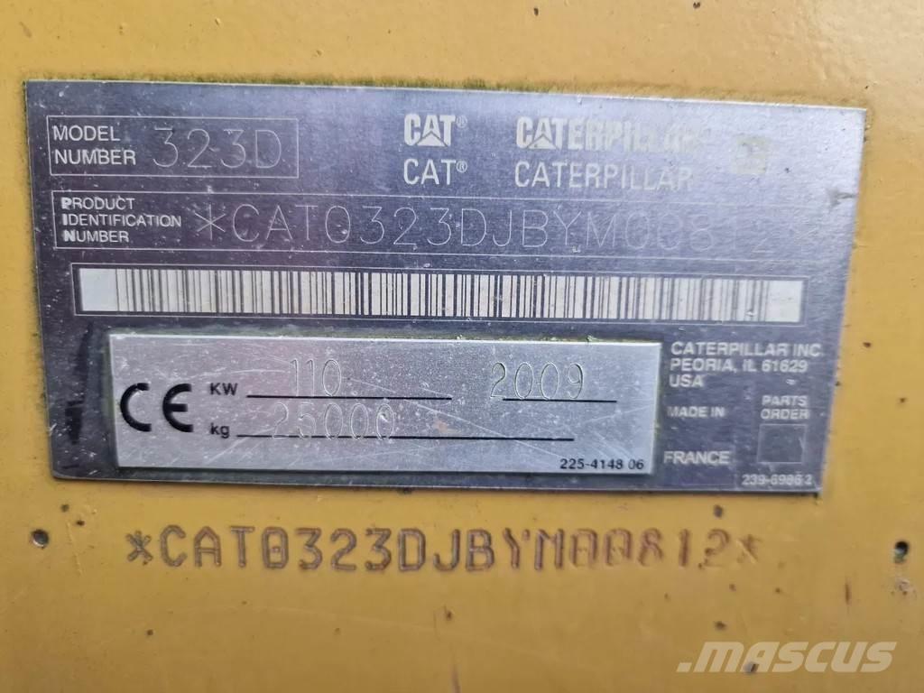 CAT 323d 大型油圧ショベル12t以上（パワーショベル・ユンボ）