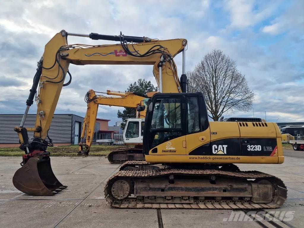 CAT 323d 大型油圧ショベル12t以上（パワーショベル・ユンボ）