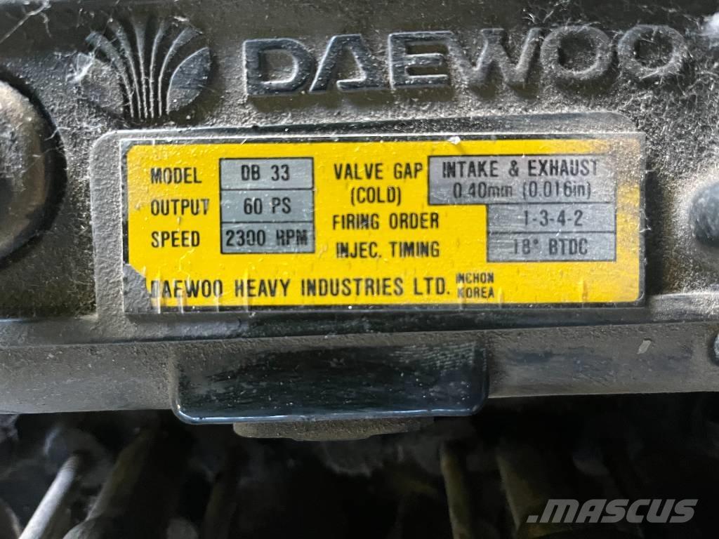 Daewoo DB33A E-0059 エンジン